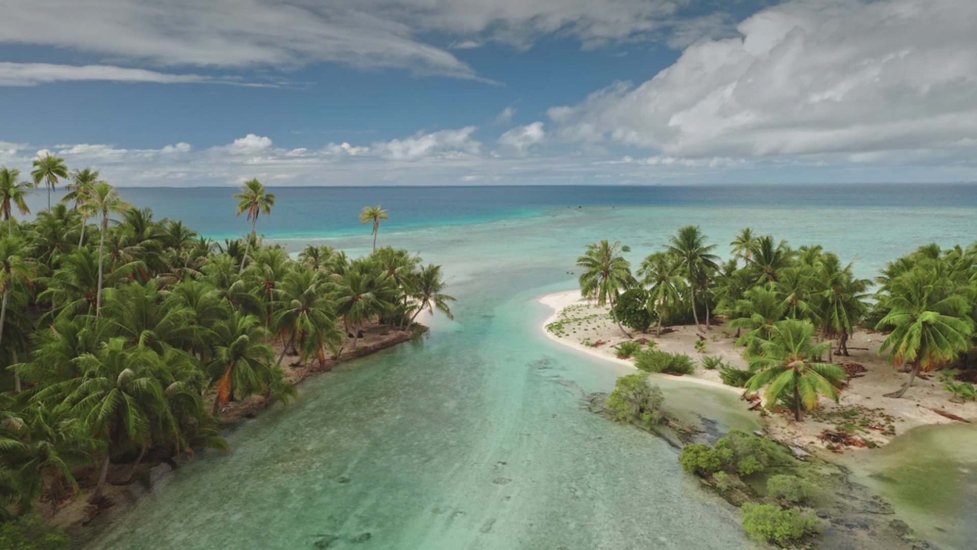 2. Tikehau (French Polynesia)