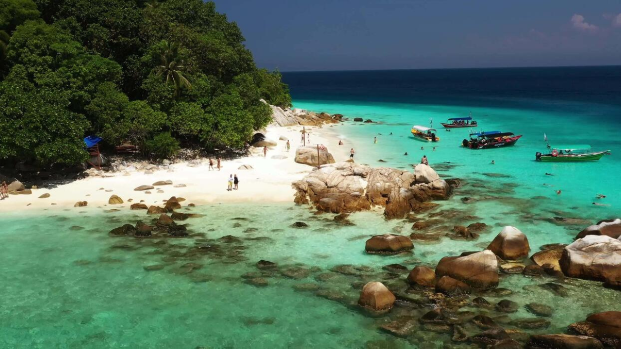 8. Côn Đảo (Hon Bay Canh), Vietnam