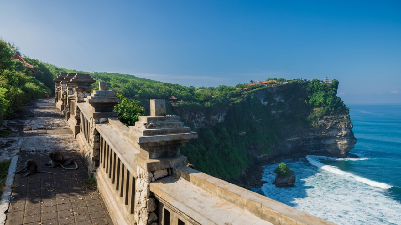 3. Uluwatu Temple