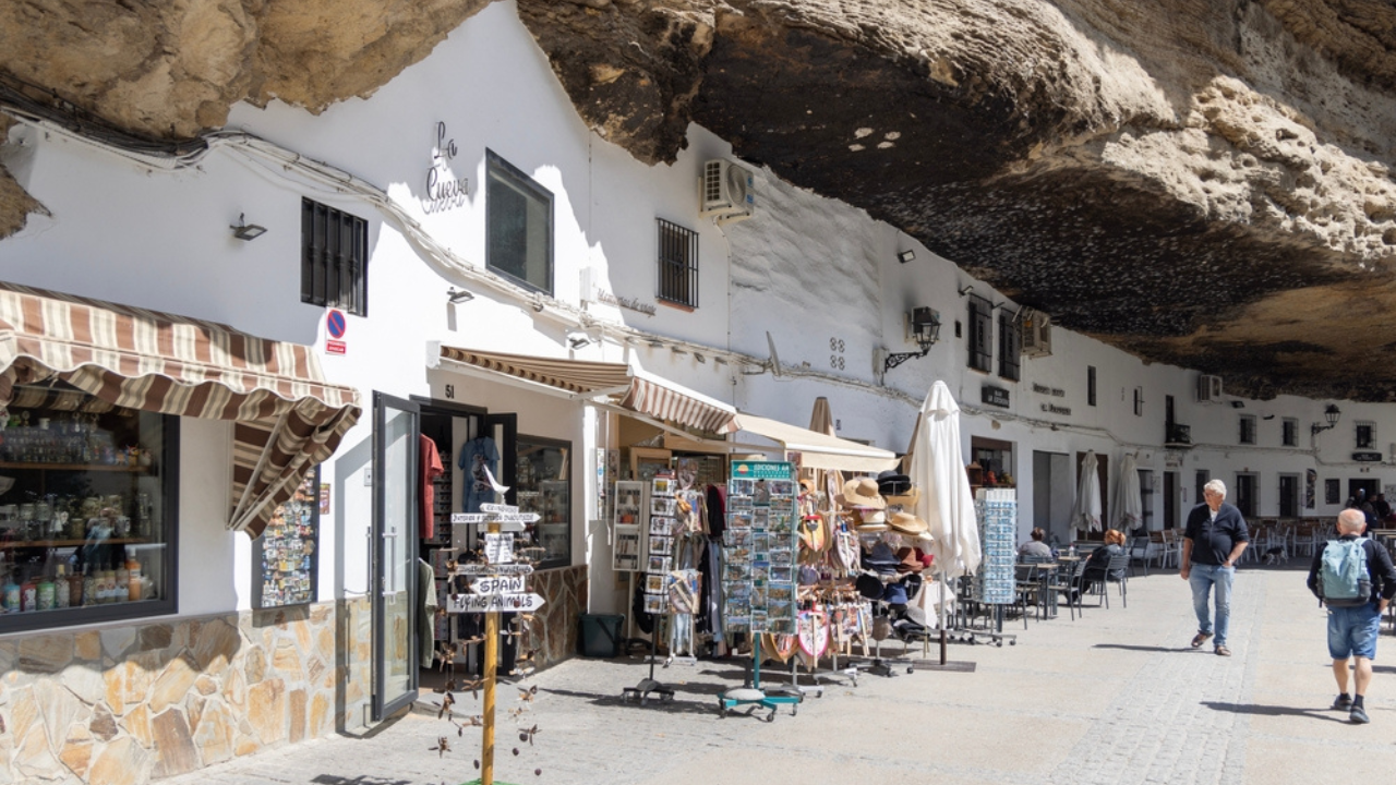 5. Setenil de las Bodegas