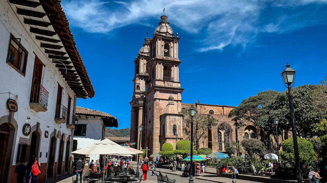 1. Valle de Bravo