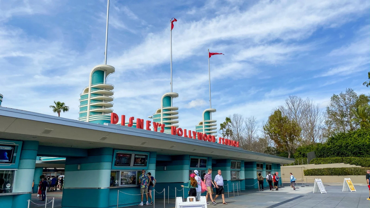 2. Arrive Early to Beat Crowds